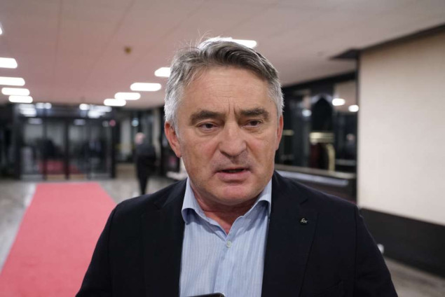 Komšić čestitao Muzaferiji