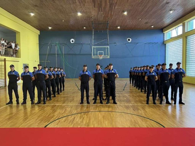 MUP Kantona 10 dobio 62 nova policajca