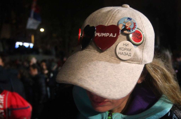 Srbija: Deseti dan blokade RTS-a, studenti nisu dopustili smjenu radnika osiguranja