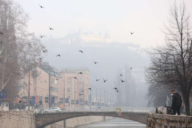 Zavod za javno zdravstvo KS: Preporuka stanovništvu da ostane u zatvorenom prostoru