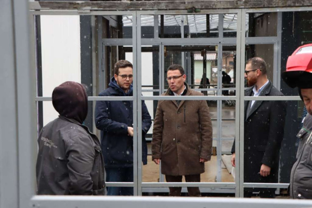 Vlada KS prva realizirala obećanu pomoć, očuvano poslovanje 52 zakupca na pijaci 'Kvadrant'