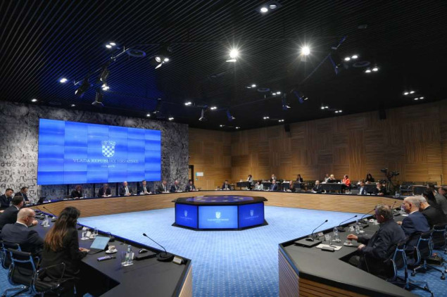 Hrvatska vlada produžila odluku o neplaćanju vremena provedenog u štrajku nastavnika