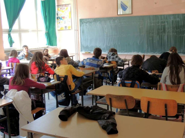 USK dobio novi Zakon o srednjem obrazovanju: Digitalizacija, licenciranje nastavnika i veća uključenost javnosti