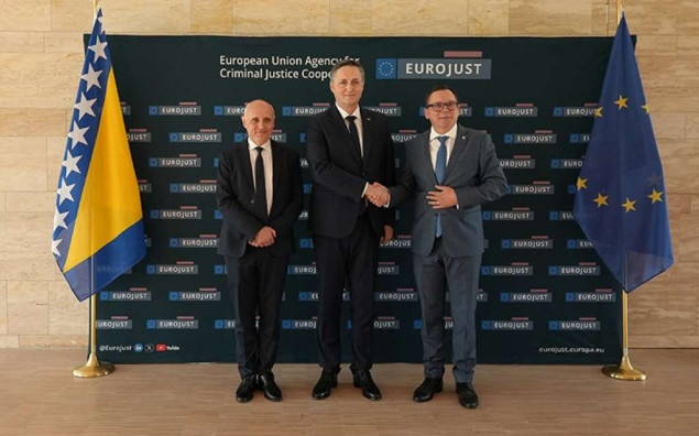 Bećirović naglasio važnost prekogranične pravosudne saradnje prilikom posjete Eurojustu