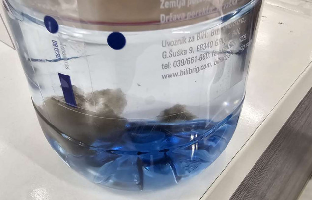 Na tržište BiH isporučena voda iz Hrvatske koja može biti štetna za zdravlje