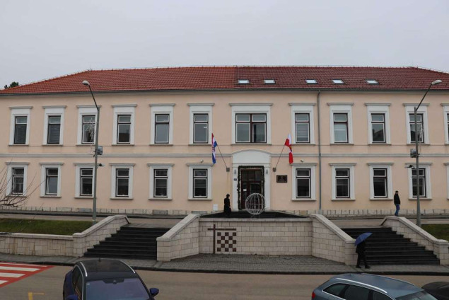 Tomislavgrad: Općina za prijevoz učenika osigurala 750.000 KM