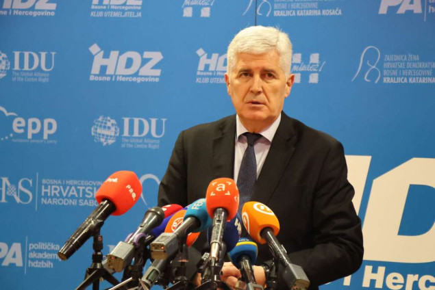 Čović: Moramo paralelno raditi na rješavanju krize i našem europskom putu