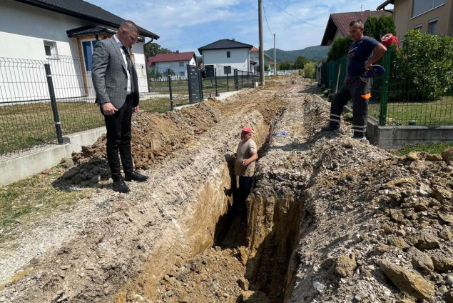 U Kalesiji se rješava dugogodišnji problem kanalizacione infrastrukture u Novom naselju