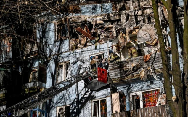 Petero ubijenih, 15 ranjenih u ruskom raketnom napadu na ukrajinski grad Slovjansk