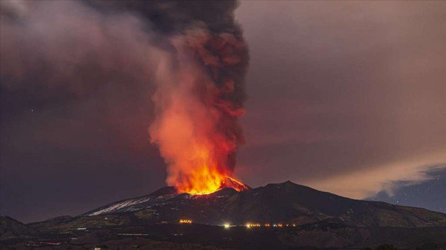 Etna ponovo eruptirala, obustavljeni letovi za Cataniju