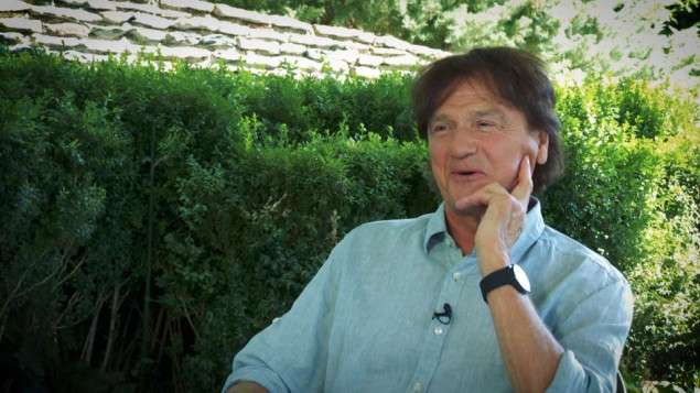 Zdravko Čolić u Zagrebu i čeka izvješće policije o bombi