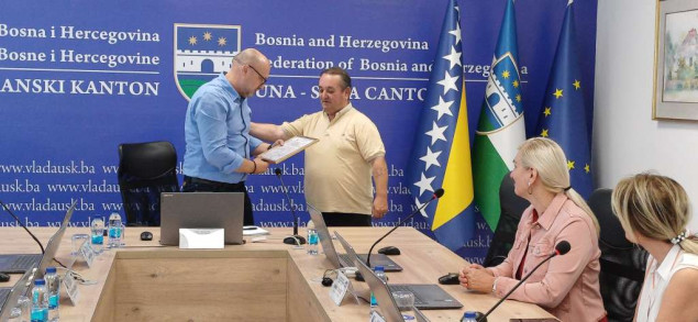Vladi USK uručena zahvalnica Crvenog križa BiH