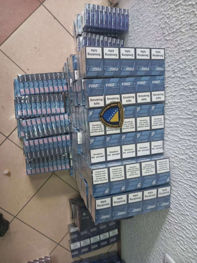 Oduzete krijumčarene cigarete sa markicom Kosova