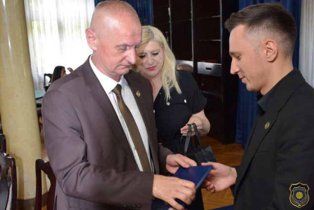 Dodijeljena prizanja i nagrade zaslužnim pojedincima u FMUP-u i FUP-u