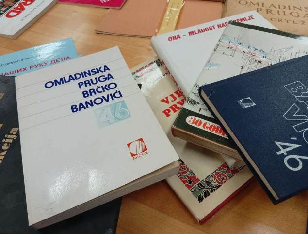 Zavičajna biblioteka Brčko čuvar sjećanja na izgradnju pruge Brčko - Banovići