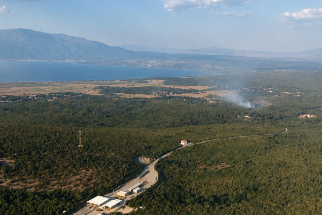 Vatrogasci i air tractor stavili pod kontrolu požar kod Prisike u općini Tomislavgrad