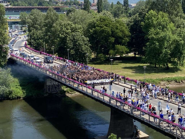 Karnevalska atmosfera u Zenici pred utakmicu "Zmajeva" protiv San Marina