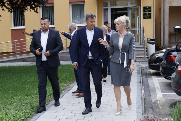 Novalić i načelnica Ćulap razgovarali o poslovnim zonama u općini Odžak