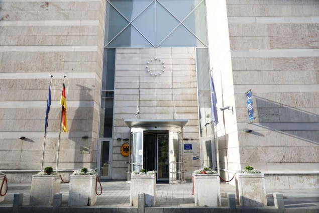 Delegacija EU zadovoljna donošenjem jednog zakona, žali zbog nedonošenja drugog