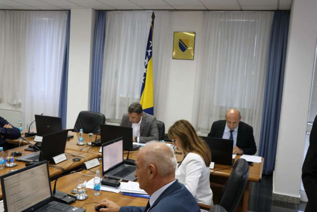 Vlada FBiH od Vijeća ministara traži privremeno ukidanje poreza na plin