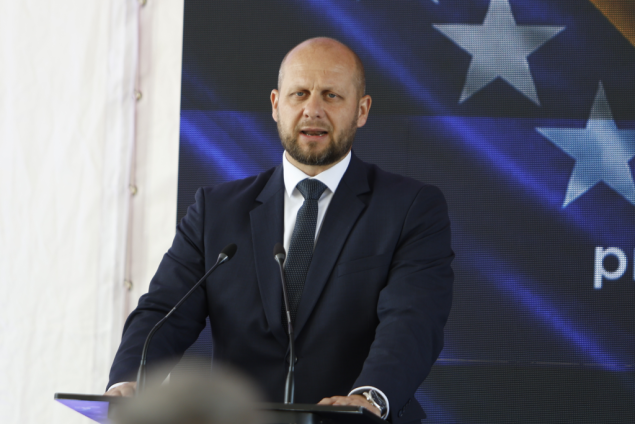 Okerić: Prezentacija helikopterske jedinice MUP-a KS jedan od najznačajnijih sigurnosnih projekata