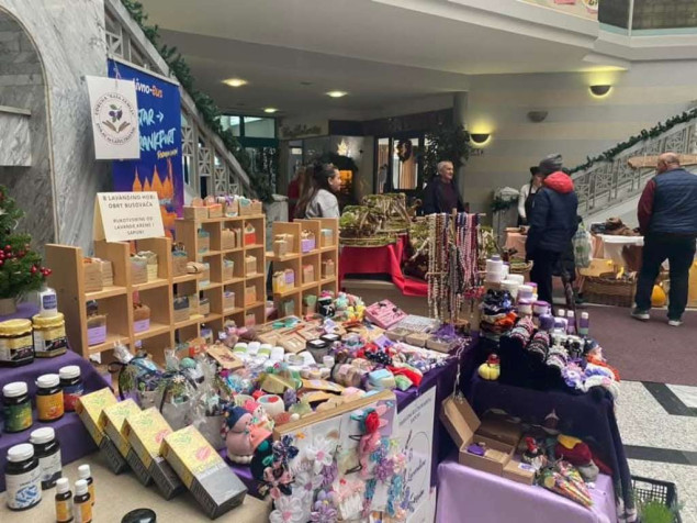 Otvoren tradicionalni sajam rukotvorina 'Zlatne ruke Livnjaka'