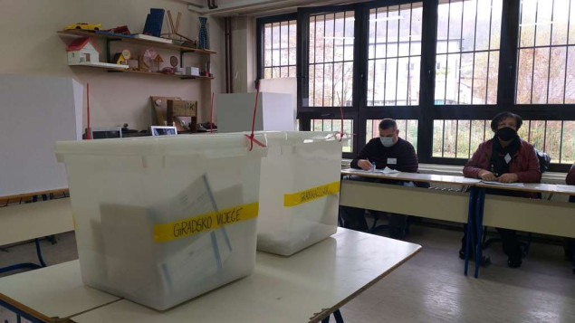 Pripreme za prijevremene izbore u Tuzli, 111.000 građana ima pravo glasa