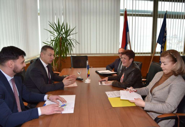 Nešić ambasadoricu Toudic upoznao s ključnim sigurnosnim izazovima i prioritetima u radu