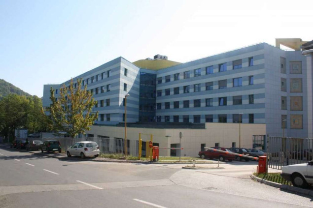 Vanredna sjednica Vlade TK: Pokrenuta realizacija 26 miliona KM za UKC Tuzla