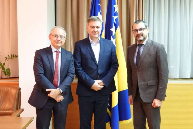 Zvizdić sa Casconeom: Kandidatski status bit će od koristi za građane, ekonomiju i investicije