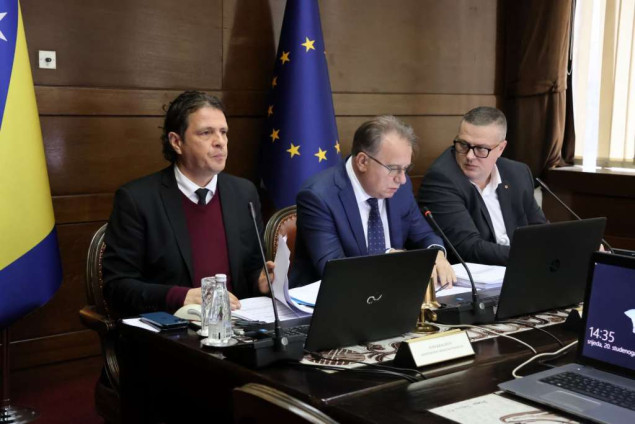 Vlada FBiH: Međunarodne finansijske institucije spremne pomoći u obnovi nakon poplava i klizišta