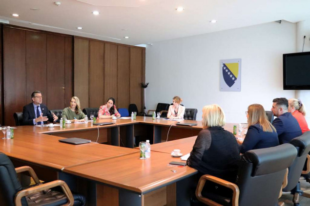 Gudeljević i Erken razgovarali o odlasku mladih, porodici i socioekonomskom okviru