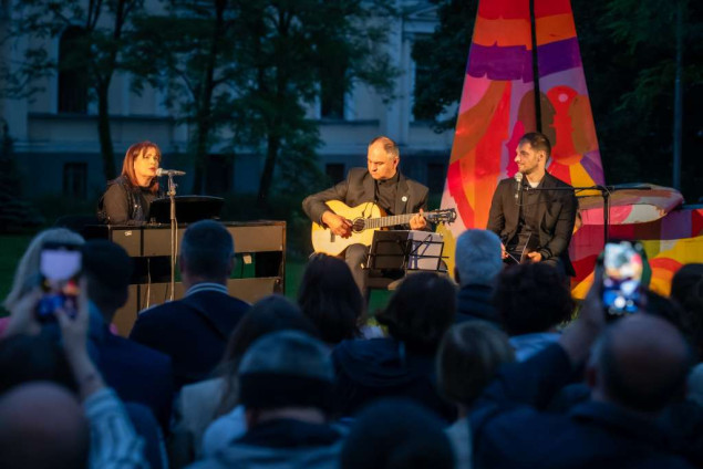 Ispred Historijskog muzeja BiH izveden muzičko-poetski recital povodom Međunarodnog dana muzeja