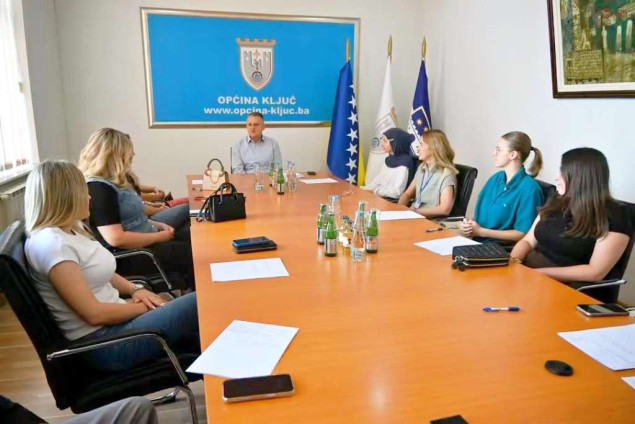 Općina Ključ nastavlja podršku studentima, stipendije dobilo 13 studenata