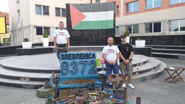 Bišćani instalirali postavku od municije s porukom 'Srebrenica se nikada ne smije zaboraviti'