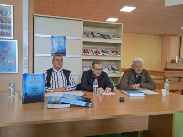 U Brčkom predstavljena knjiga 'Pola vijeka pozorišno kazališnih susretanja'