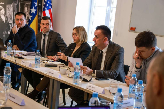 Ambasada SAD organizirala sastanak o Južnoj interkonekciji