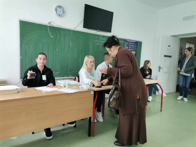 Do 15 sati u Goraždu glasalo 43,07 posto birača