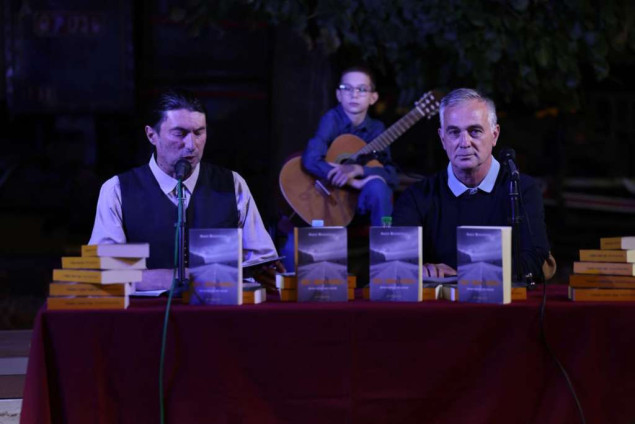 Izložba fotografija i promocija knjige Hadisa Medenčevića na Danima dijaspore Travnik