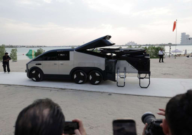 Prva fabrika letećih automobila na svijetu počela probnu proizvodnju u Kini