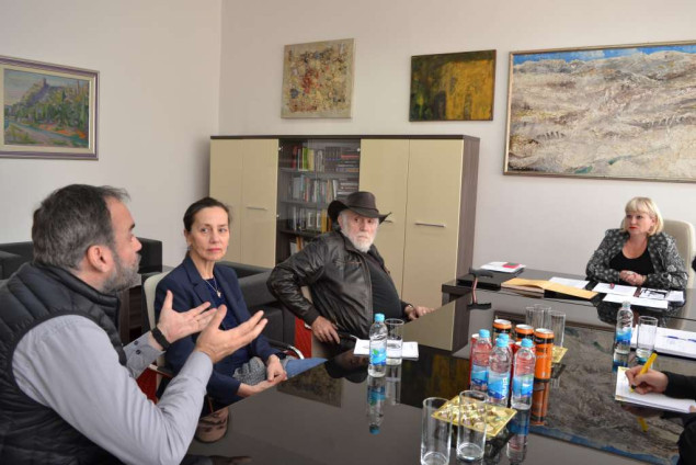 Vlaisavljević s predstavnicima NPS-a: Načiniti bar male korake koji će ohrabriti umjetnike