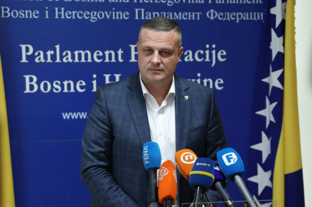 Mijatović uputio izraze saučešća predsjedniku Vlade Republike Srbije