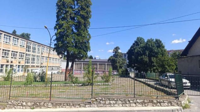 Incident u blizini OŠ Kreka u Tuzli, povrijeđen maloljetnik
