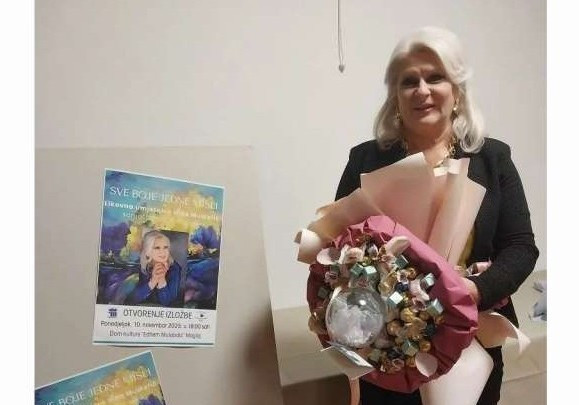 Izložbom 'Sve boje jedne misli' sarajevska umjetnica Hiba Mustafić predstavila se publici u Maglaju