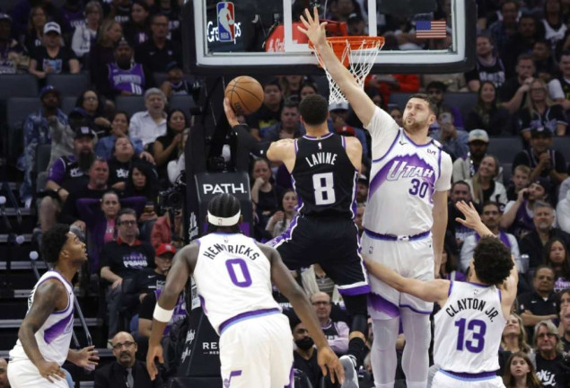 Nurkić produžio saradnju sa Jazzom