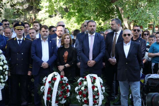 Delegacija KS-a na obilježavanju 32. godišnjice postrojavanja Prve brigade policije Stari Grad