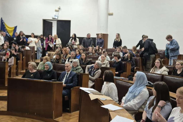 Ademović: Nezavisnost BiH je trajna obaveza i odgovornost mladih generacija