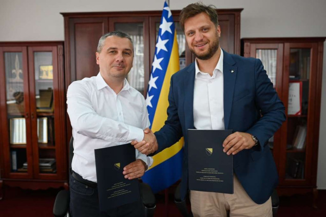 Dizdar i Čengić potpisali ugovore za izgradnju infrastrukture na području Starog Grada
