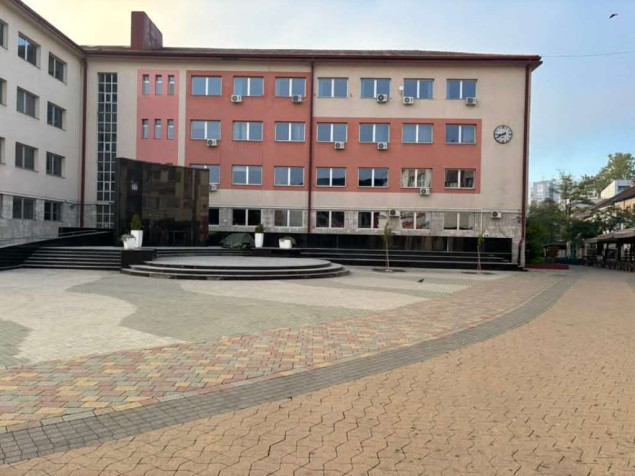 Još jedna noć na niskim temperaturama – Amela Bećirspahić ne odustaje od borbe za dijete