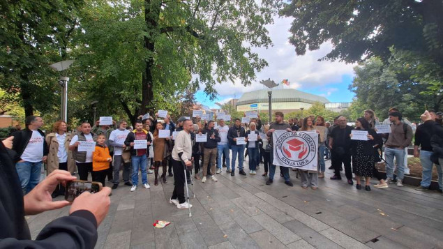 Studenti i građani Banje Luke spontano se okupili u znak podrške studentima iz Srbije